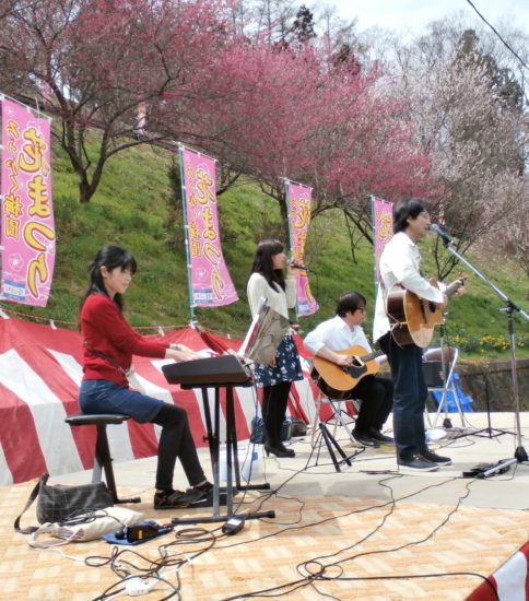 ろうかく梅園花祭り＆玉の湯車坐コンサート♪