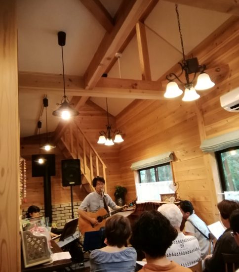 岐阜県ひるがの高原でライブ🎵